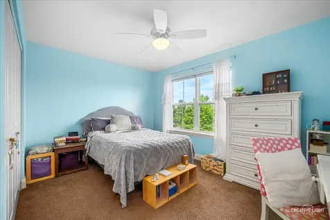 318 Winthrop Drive Oswego IL 60543