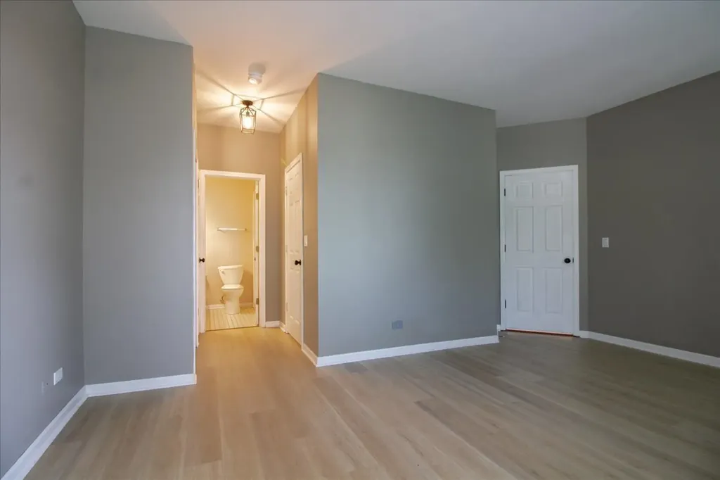 1216 Tennyson Lane Naperville IL 60540
