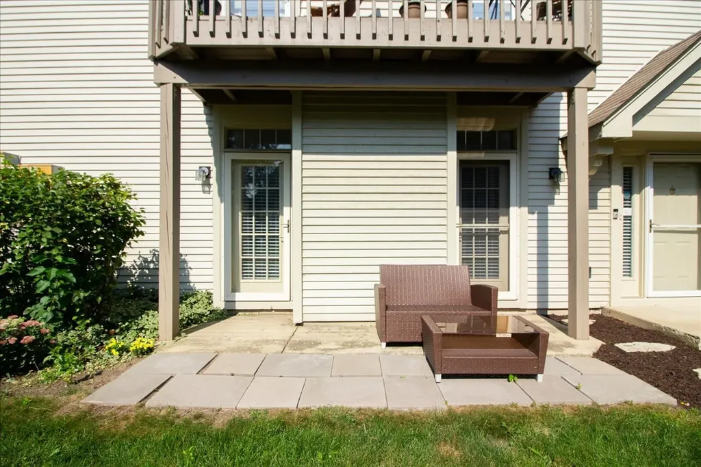 1216 Tennyson Lane Naperville IL 60540