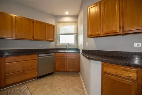 1216 Tennyson Lane Naperville IL 60540