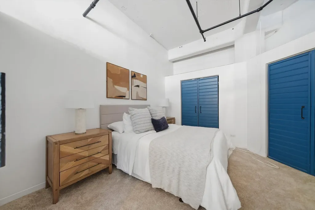 124 West Polk Street Chicago IL 60605