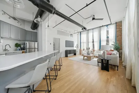 124 West Polk Street Chicago IL 60605