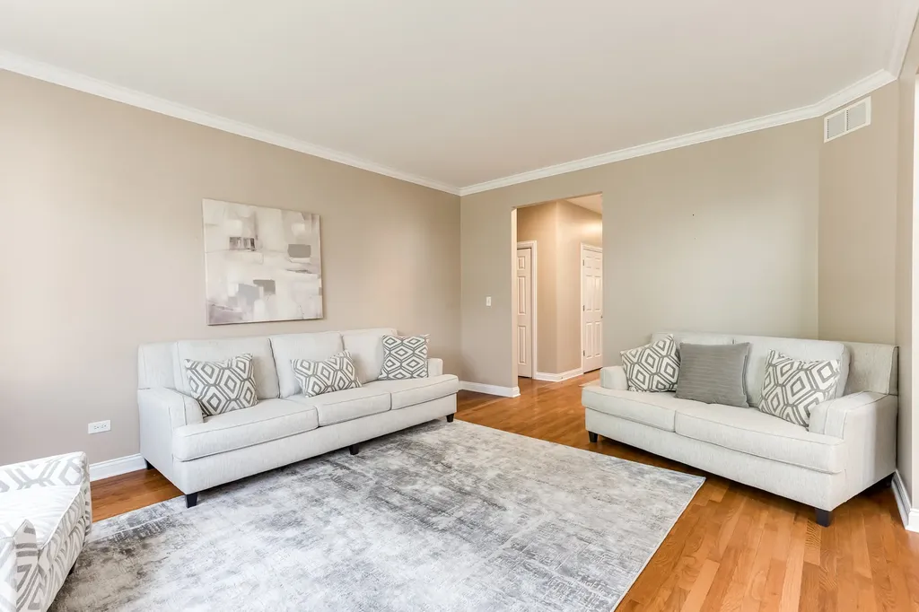11004 Haley Court Orland Park IL 60467