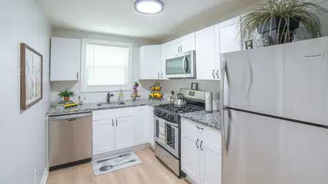 26347 West Shannon Avenue Antioch IL 60002
