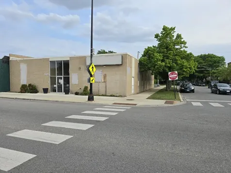 3425 West Peterson Avenue Chicago IL 60659
