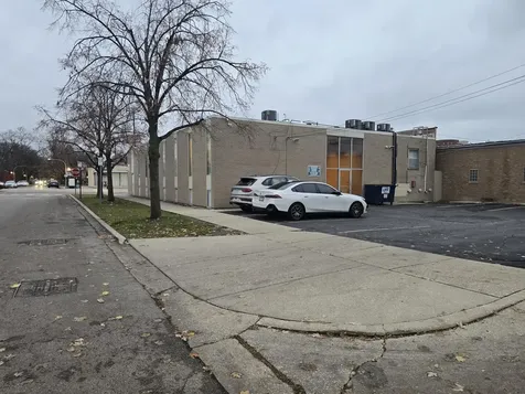 3425 West Peterson Avenue Chicago IL 60659
