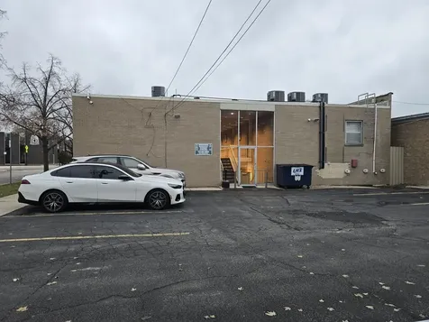 3425 West Peterson Avenue Chicago IL 60659