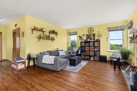739 Bonaventure Drive Oswego IL 60543