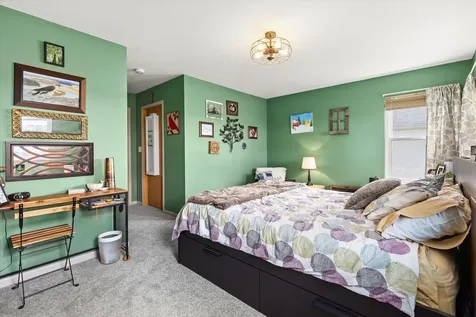 739 Bonaventure Drive Oswego IL 60543