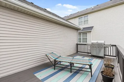 739 Bonaventure Drive Oswego IL 60543