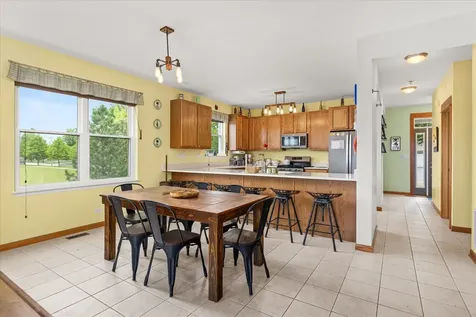 739 Bonaventure Drive Oswego IL 60543