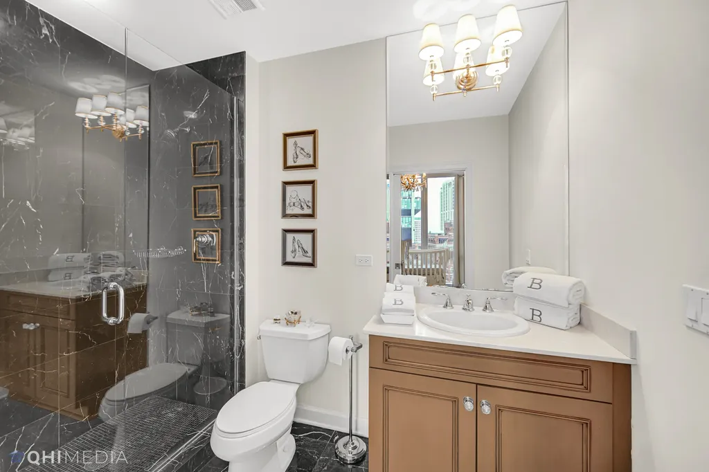 1211 South Prairie Avenue Chicago IL 60605