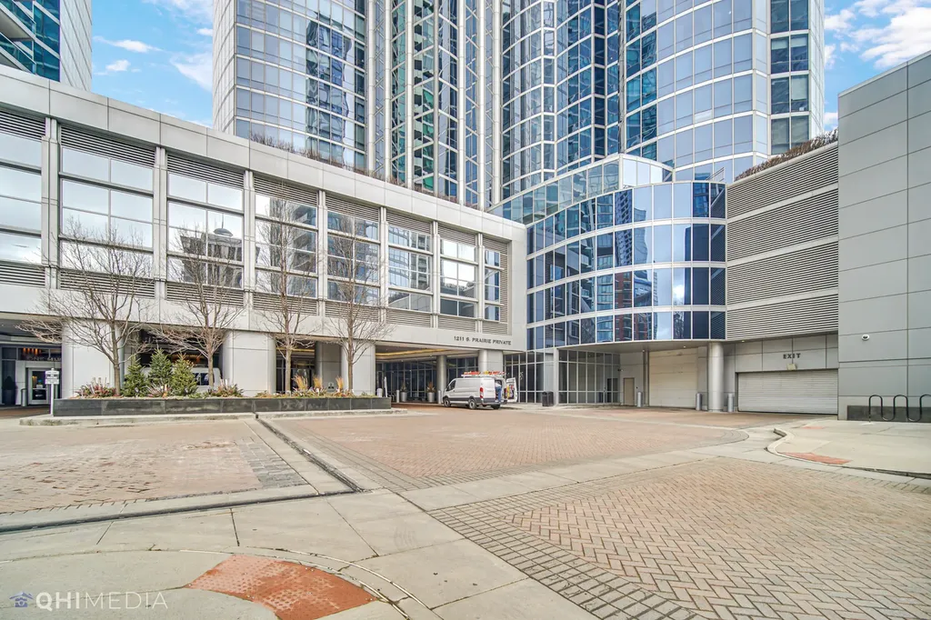 1211 South Prairie Avenue Chicago IL 60605