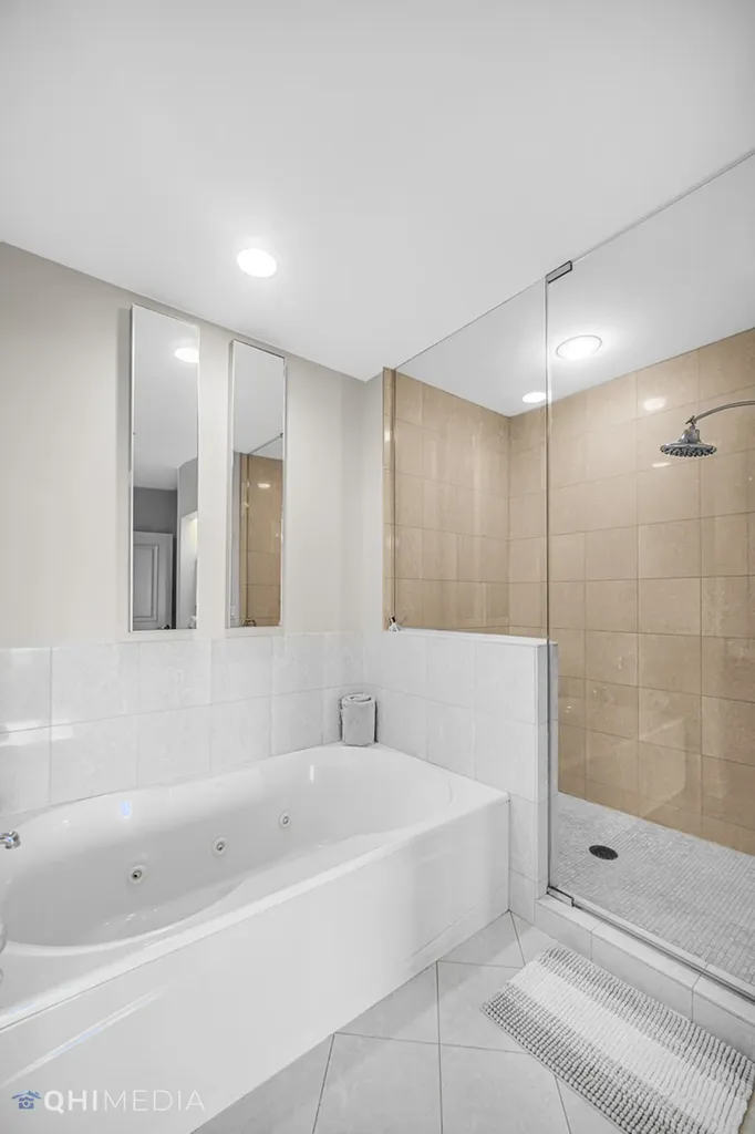 1211 South Prairie Avenue Chicago IL 60605