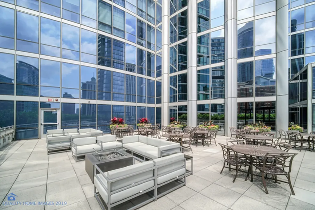 1211 South Prairie Avenue Chicago IL 60605