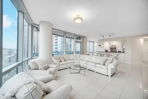 1211 South Prairie Avenue Chicago IL 60605