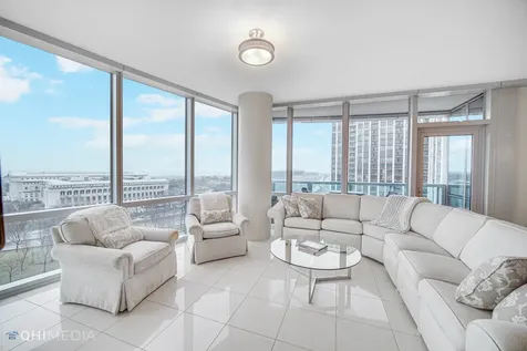 1211 South Prairie Avenue Chicago IL 60605
