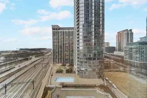 1211 South Prairie Avenue Chicago IL 60605