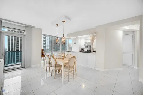 1211 South Prairie Avenue Chicago IL 60605