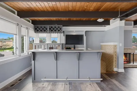 10550 West Cermak Road Westchester IL 60154