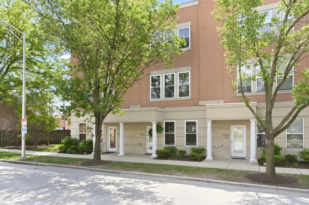 7308 Circle Avenue Forest Park IL 60130