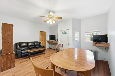 9655 South Commercial Avenue Chicago IL 60617