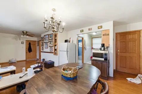 9655 South Commercial Avenue Chicago IL 60617