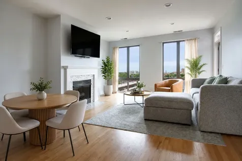 343 West Old Town Court Chicago IL 60610