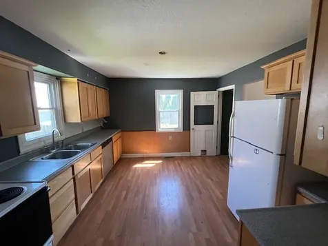 318 South Worth Street Sullivan IL 61951