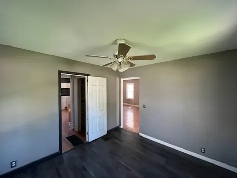 318 South Worth Street Sullivan IL 61951