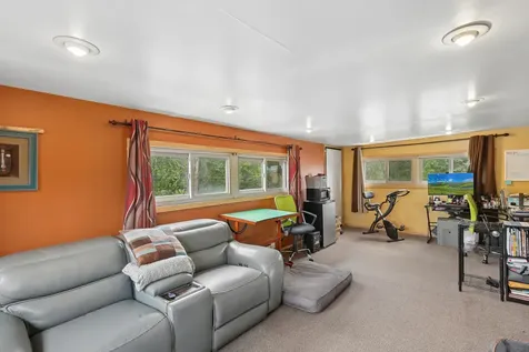 9754 South Harvard Avenue Chicago IL 60628