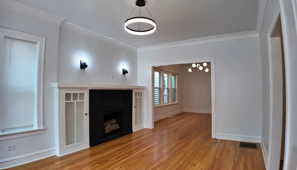 6740 South Laflin Street Chicago IL 60636