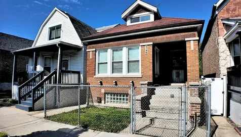 6740 South Laflin Street Chicago IL 60636
