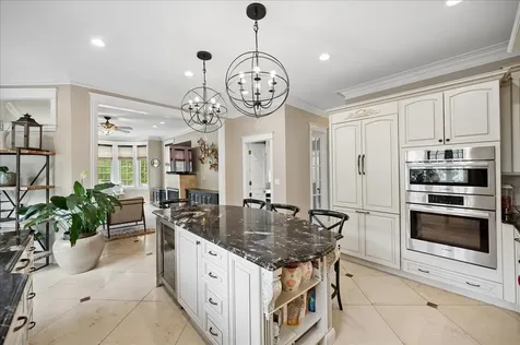485 Ravine Drive Highland Park IL 60035