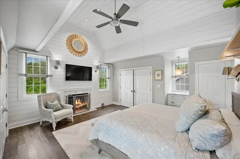 485 Ravine Drive Highland Park IL 60035