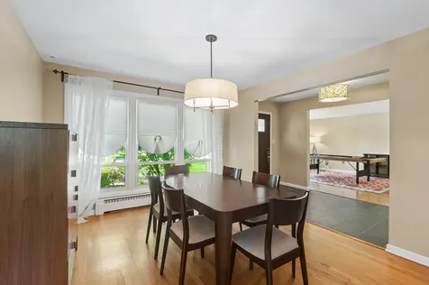1663 Longvalley Drive Northbrook IL 60062