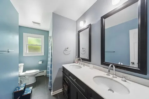 1663 Longvalley Drive Northbrook IL 60062