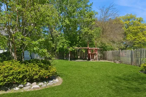 1663 Longvalley Drive Northbrook IL 60062