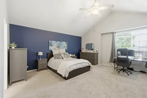 1679 Yellowstone Circle Crystal Lake IL 60014