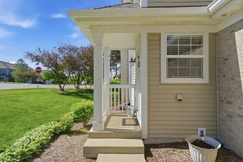 1679 Yellowstone Circle Crystal Lake IL 60014