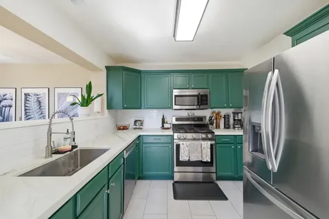 1679 Yellowstone Circle Crystal Lake IL 60014