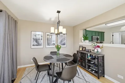 1679 Yellowstone Circle Crystal Lake IL 60014