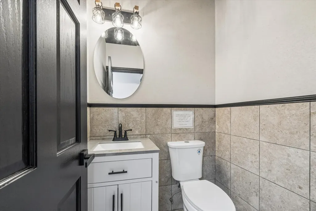 414 Plaza Drive Westmont IL 60559