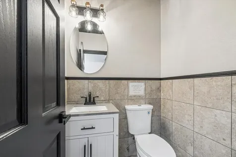 414 Plaza Drive Westmont IL 60559