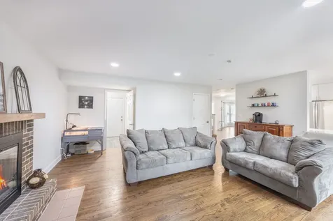 1705 North Ryan Street Mchenry IL 60050