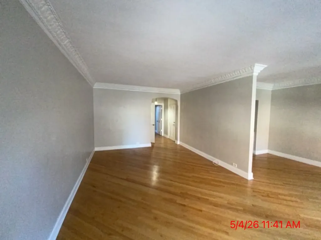 6101 North Sheridan Road Chicago IL 60660