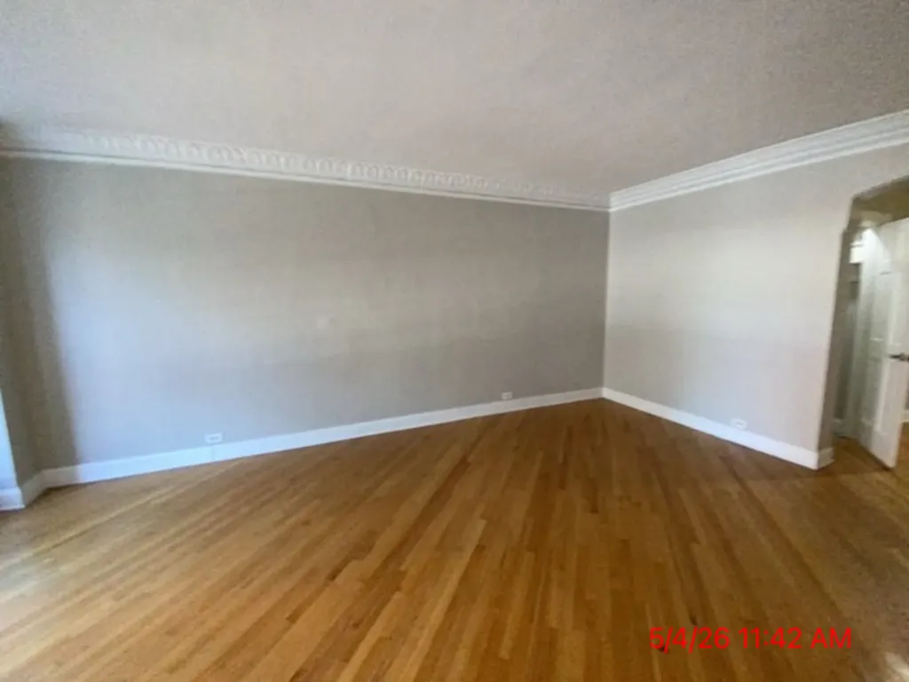 6101 North Sheridan Road Chicago IL 60660
