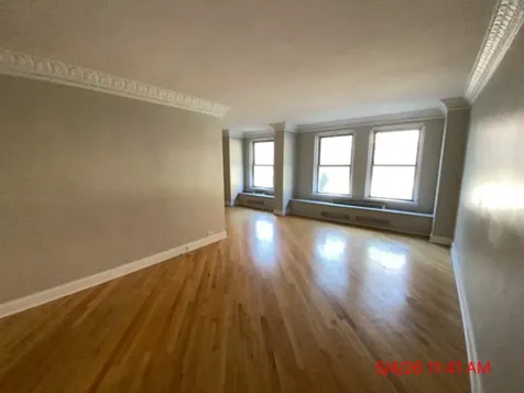 6101 North Sheridan Road Chicago IL 60660