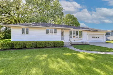 402 North First Street Elburn IL 60119