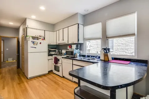 1538 West Fry Street Chicago IL 60642